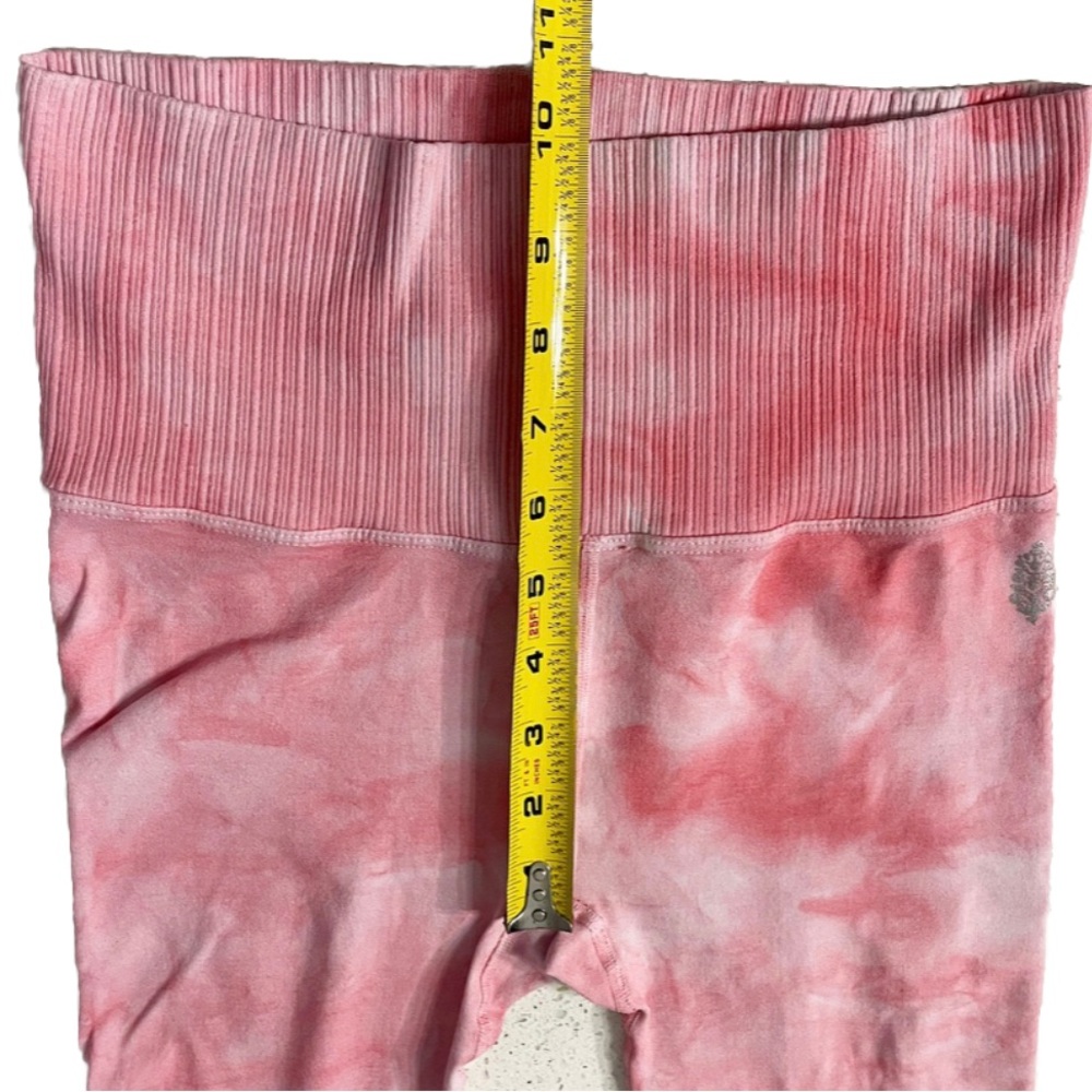 Free People Movement Good Karma Tie-Dye Leggings Light Pink Womens S/M - Picture 6 of 9